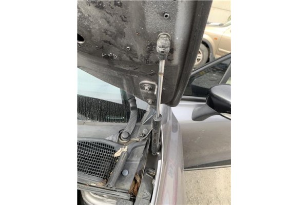 Recambio de amortiguador capo para renault clio iv 1.5 business referencia OEM IAM 654703934R 7000210535D0 