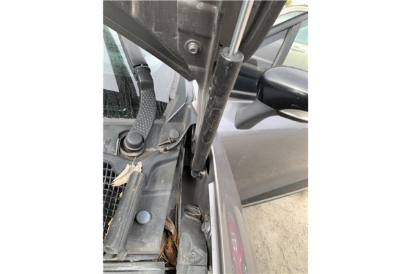 Recambio de amortiguador capo para renault clio iv 1.5 business referencia OEM IAM 654703934R 7000210535D0 