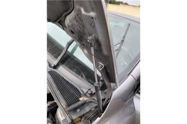 Recambio de amortiguador capo para renault clio iv 1.5 business referencia OEM IAM 654703934R 7000210535D0 