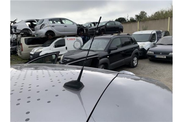 Recambio de antena electrica para renault clio iv 1.5 business referencia OEM IAM 8200500322 282160431R 