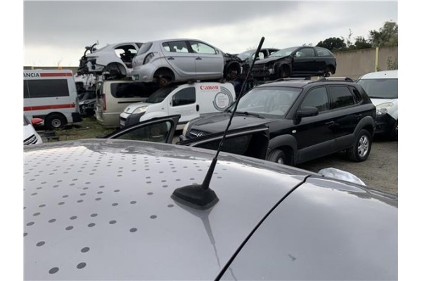 Recambio de antena electrica para renault clio iv 1.5 business referencia OEM IAM 8200500322 282160431R 