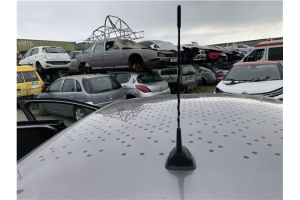 Recambio de antena electrica para renault clio iv 1.5 business referencia OEM IAM 8200500322 282160431R 