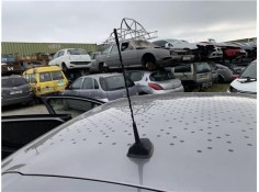 Recambio de antena electrica para renault clio iv 1.5 business referencia OEM IAM 8200500322 282160431R 