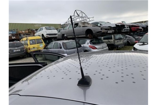 Recambio de antena electrica para renault clio iv 1.5 business referencia OEM IAM 8200500322 282160431R 