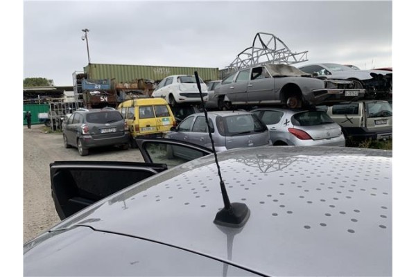 Recambio de antena electrica para renault clio iv 1.5 business referencia OEM IAM 8200500322 282160431R 