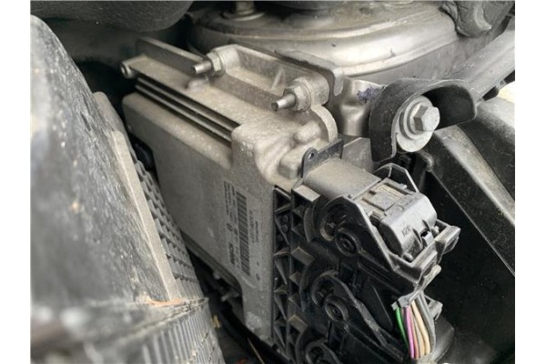 Recambio de centralita para renault clio iv 1.5 business referencia OEM IAM 237102748R 237102747R 