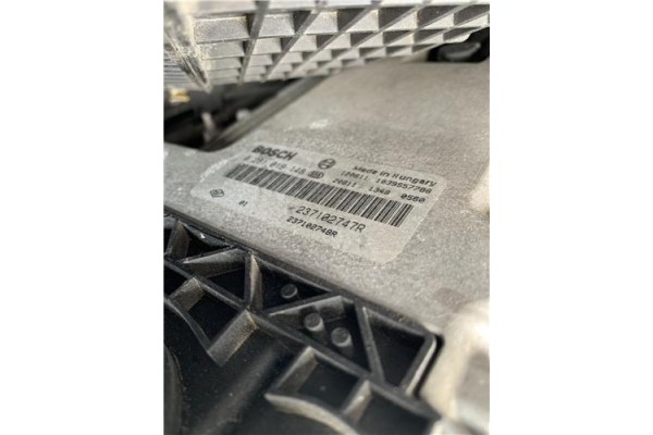 Recambio de centralita para renault clio iv 1.5 business referencia OEM IAM 237102748R 237102747R 