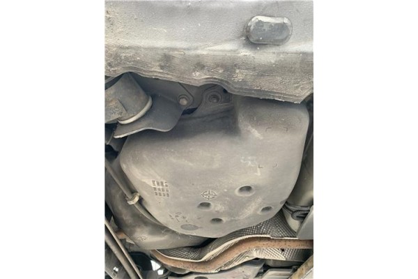 Recambio de deposito combustible para renault clio iv 1.5 business referencia OEM IAM 8201127628 8201303470 