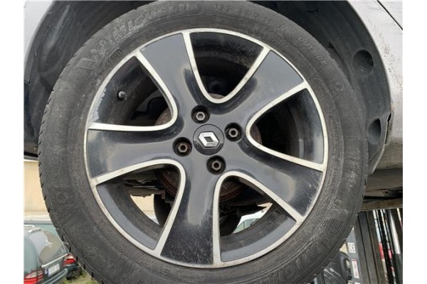 Recambio de llanta para renault clio iv 1.5 business referencia OEM IAM 403005595R 403003525R 