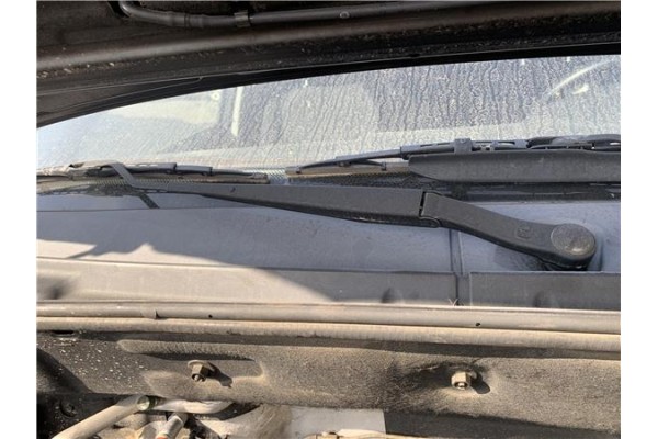 Recambio de brazo limpiaparabrisas delantero derecho para ssangyong kyron 2.0 200 xdi referencia OEM IAM 7835109000 7832109000 