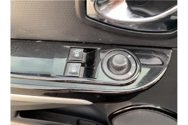 Recambio de mando elevalunas delantero izquierdo para renault clio iv 1.5 business referencia OEM IAM 254118722R 254112588R 