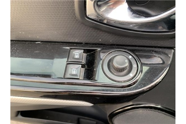 Recambio de mando elevalunas delantero izquierdo para renault clio iv 1.5 business referencia OEM IAM 254118722R 254112588R 