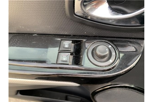 Recambio de mando elevalunas delantero izquierdo para renault clio iv 1.5 business referencia OEM IAM 254118722R 254112588R 