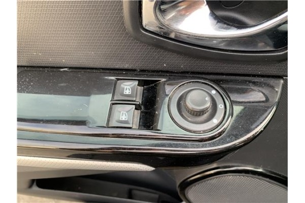 Recambio de mando elevalunas delantero izquierdo para renault clio iv 1.5 business referencia OEM IAM 254118722R 254112588R 