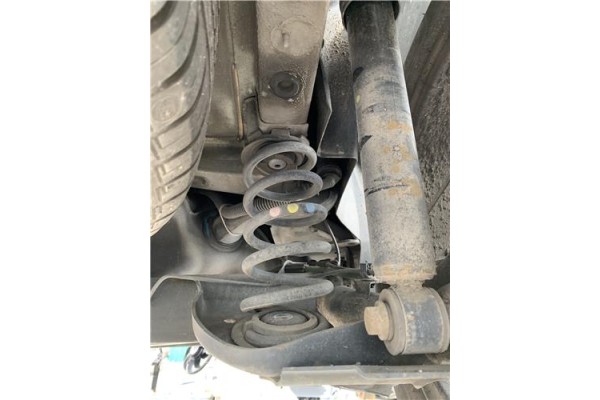 Recambio de muelle amortiguacion para renault clio iv 1.5 business referencia OEM IAM 550203509R 550202258R 