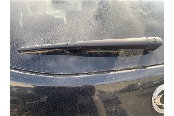 Recambio de brazo limpiaparabrisas trasero para ssangyong kyron 2.0 200 xdi referencia OEM IAM 7853009100  