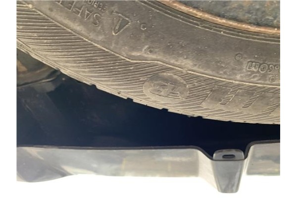 Recambio de refuerzo paragolpes trasero para renault clio iv 1.5 business referencia OEM IAM 756101642R 756102553R 