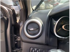 Recambio de rejilla entrada de aire para renault clio iv 1.5 business referencia OEM IAM 687606325R  