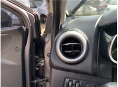 Recambio de rejilla entrada de aire para renault clio iv 1.5 business referencia OEM IAM 687606325R  