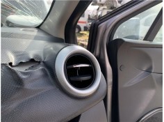 Recambio de rejilla entrada de aire para renault clio iv 1.5 business referencia OEM IAM 687601310R  