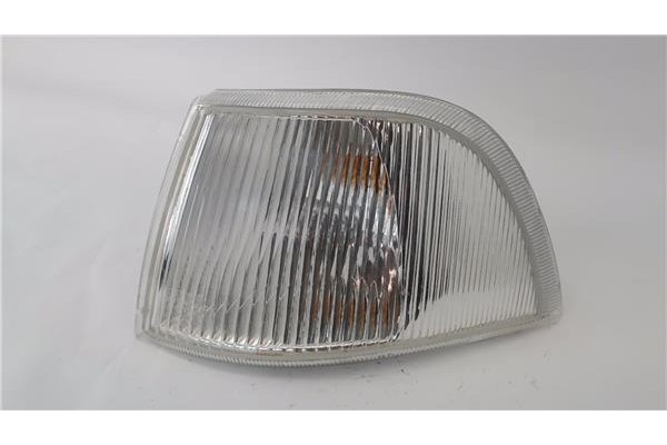 Recambio de intermitente delantero izquierdo para volvo s40 berlina 2.0 referencia OEM IAM 30854653  