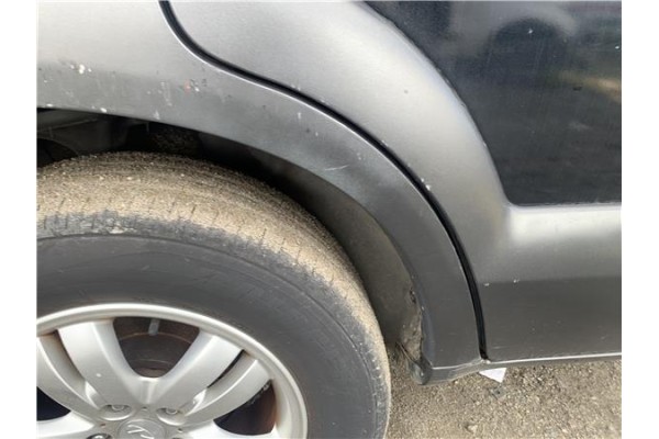 Recambio de aletin trasero derecho para hyundai tucson (jm) 2.0 referencia OEM IAM 877442E001  