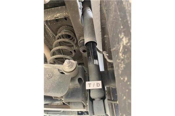 Recambio de amortiguador trasero derecho para ssangyong kyron 2.0 200 xdi referencia OEM IAM 4530109505  