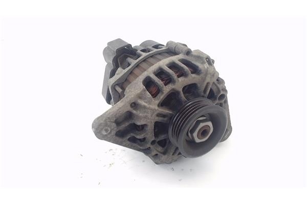 Recambio de alternador para hyundai tucson (jm) 2.0 referencia OEM IAM 3730022650 A0002655023 