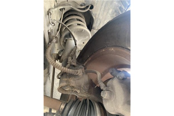 Recambio de amortiguador delantero izquierdo para hyundai tucson (jm) 2.0 referencia OEM IAM 546512E500  