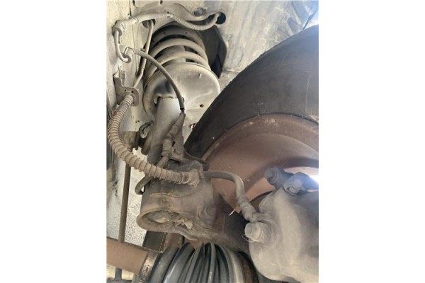 Recambio de amortiguador delantero izquierdo para hyundai tucson (jm) 2.0 referencia OEM IAM 546512E500  