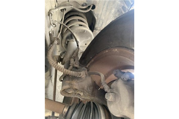 Recambio de amortiguador delantero izquierdo para hyundai tucson (jm) 2.0 referencia OEM IAM 546512E500  