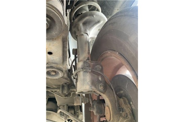 Recambio de amortiguador trasero derecho para hyundai tucson (jm) 2.0 referencia OEM IAM 553612E501  