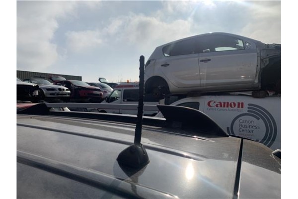 Recambio de antena electrica para hyundai tucson (jm) 2.0 referencia OEM IAM 962502E550 9,63E+205 