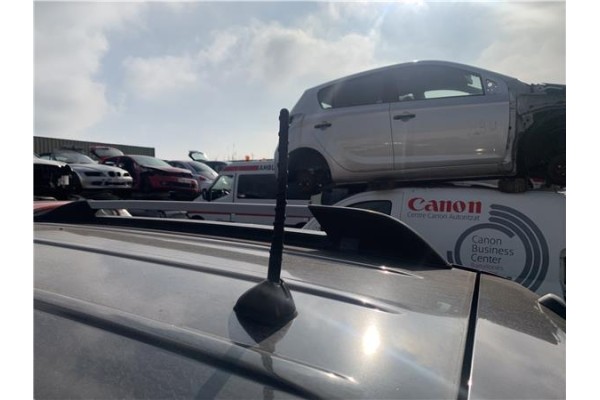 Recambio de antena electrica para hyundai tucson (jm) 2.0 referencia OEM IAM 962502E550 9,63E+205 