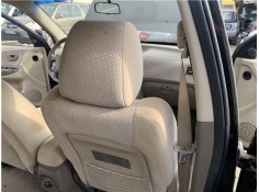 Recambio de asiento delantero derecho para hyundai tucson (jm) 2.0 referencia OEM IAM 884002E550  