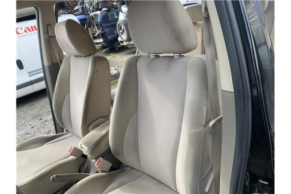 Recambio de asiento delantero izquierdo para hyundai tucson (jm) 2.0 referencia OEM IAM 883002E440  