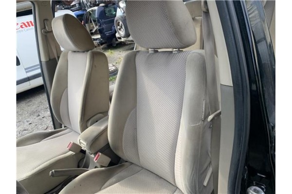 Recambio de asiento delantero izquierdo para hyundai tucson (jm) 2.0 referencia OEM IAM 883002E440  