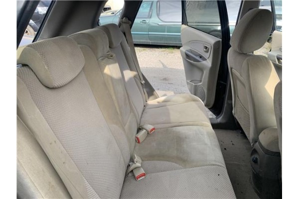 Recambio de asientos traseros para hyundai tucson (jm) 2.0 referencia OEM IAM 894002E011 8,93E+16 