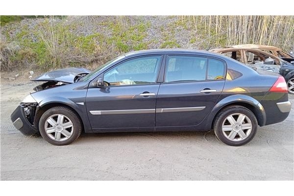 renault megane ii classic berlina del año 2005