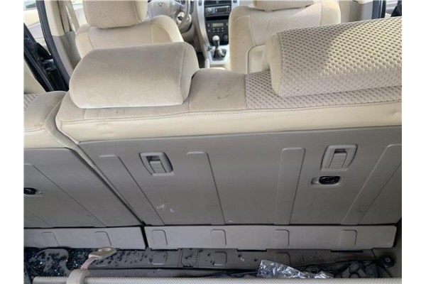 Recambio de asientos traseros para hyundai tucson (jm) 2.0 referencia OEM IAM 894002E011 8,93E+16 