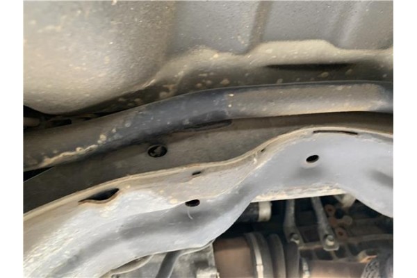 Recambio de barra estabilizadora delantero para hyundai tucson (jm) 2.0 referencia OEM IAM 548102E100  