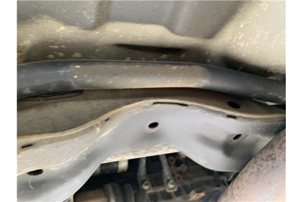 Recambio de barra estabilizadora delantero para hyundai tucson (jm) 2.0 referencia OEM IAM 548102E100  