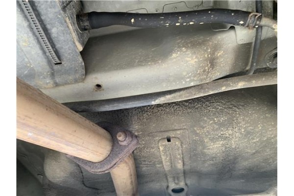 Recambio de barra estabilizadora trasero para hyundai tucson (jm) 2.0 referencia OEM IAM 555102E100  