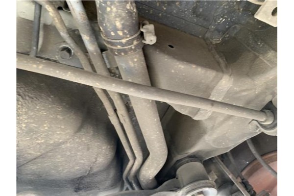 Recambio de barra estabilizadora trasero para hyundai tucson (jm) 2.0 referencia OEM IAM 555102E100  