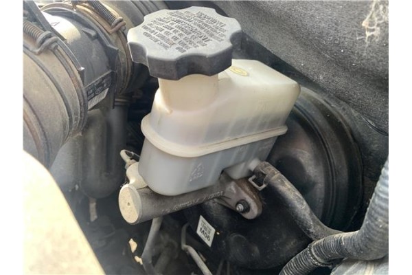 Recambio de bomba freno para hyundai tucson (jm) 2.0 referencia OEM IAM 585102E100  