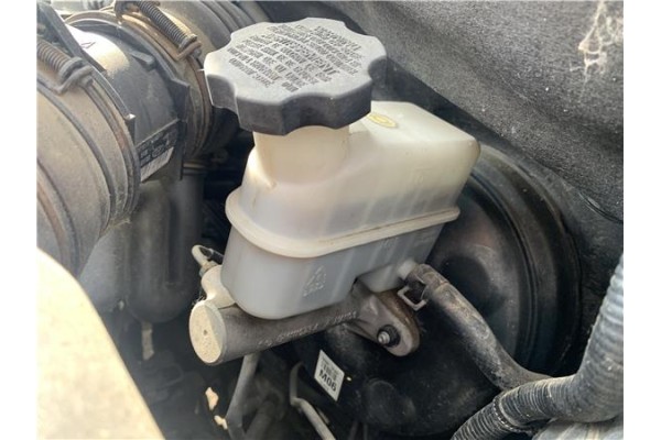 Recambio de bomba freno para hyundai tucson (jm) 2.0 referencia OEM IAM 585102E100  