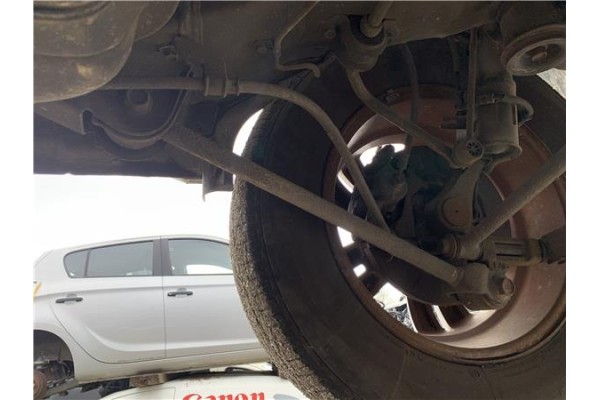 Recambio de brazo inferior trasero derecho para hyundai tucson (jm) 2.0 referencia OEM IAM 551102E101 5,51E+07 