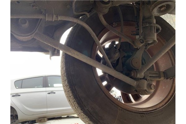 Recambio de brazo inferior trasero derecho para hyundai tucson (jm) 2.0 referencia OEM IAM 551102E101 5,51E+07 