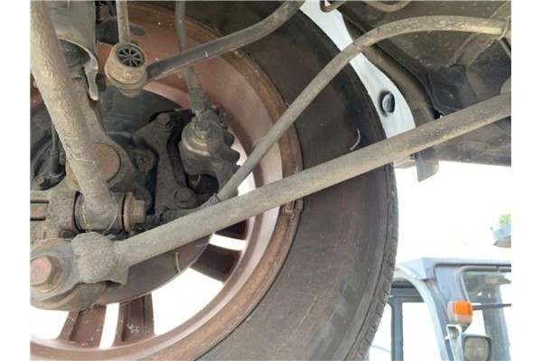 Recambio de brazo inferior trasero izquierdo para hyundai tucson (jm) 2.0 referencia OEM IAM 551102E101 5,51E+07 