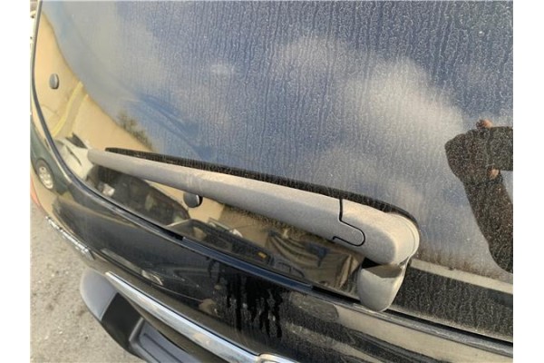 Recambio de brazo limpiaparabrisas trasero para hyundai tucson (jm) 2.0 referencia OEM IAM 988112E500  